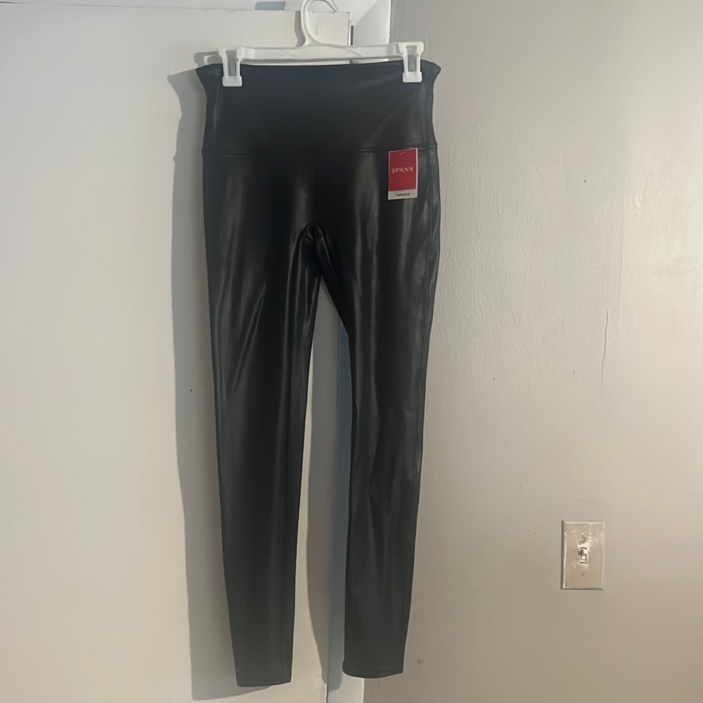 Spanx faux leather legging - size L - brand new